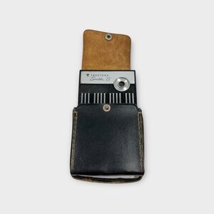 Vintage TrueTone Sportster 8 Transistor Radio DC-3708 With Case Black Untested